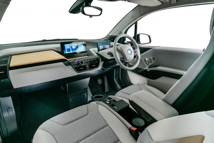 Торпедо BMW i3s (I01) 2019 года  (ZA) (фото 11 из 35)